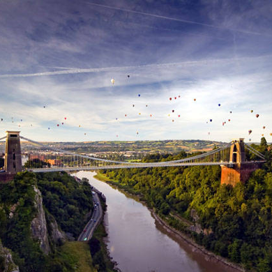 Hot air ballons over the Clifton Suspension Bridge in Bristol