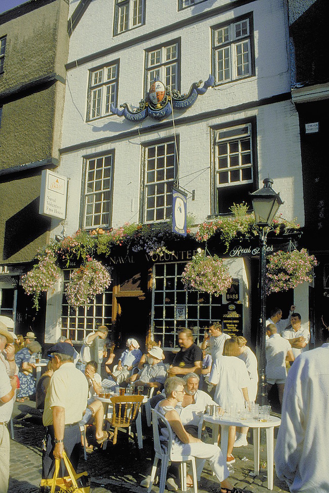 Traditional pub in Bristol