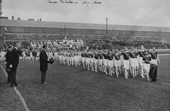 Vintage photo of a GAA football match