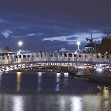 Ha'Penny Bridge, Dublin