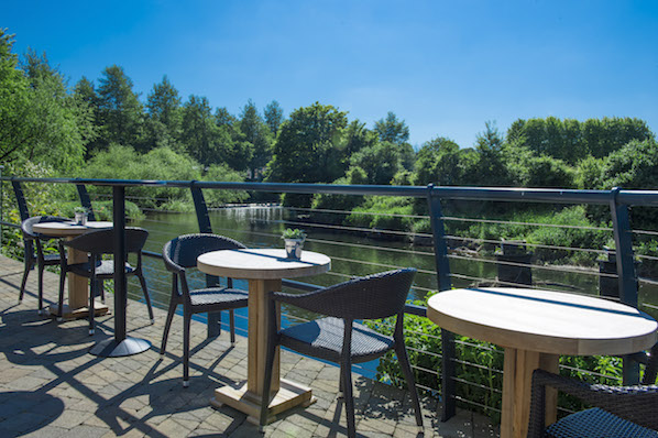 If you're looking to hold a group BBQ in Cork city, then The River Lee hotel has the perfect terrace, ideal for weddings, celebrations and meetings.