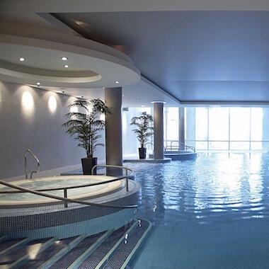 Have a healthy break in Cork at The River Lee, with its own high tech gym, swimming pool, hot tub and sauna. 