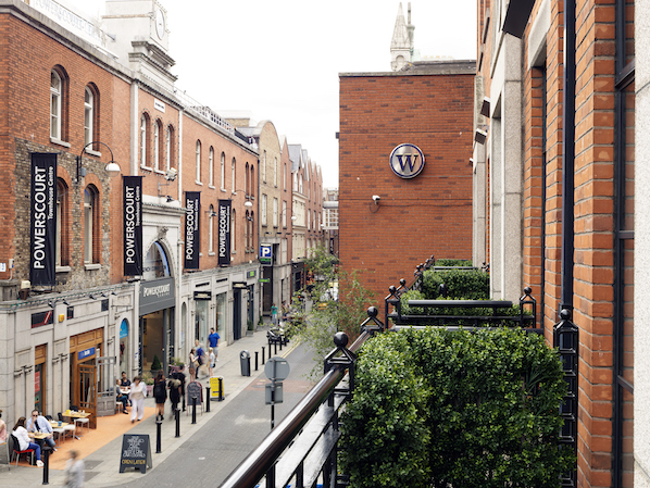 The best shops in Dublin are steps from The Westbury, with Brown Thomas and the Powerscourt Centre just around the corner. 