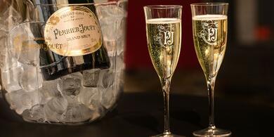 Champagne on ice with Champagne flutes