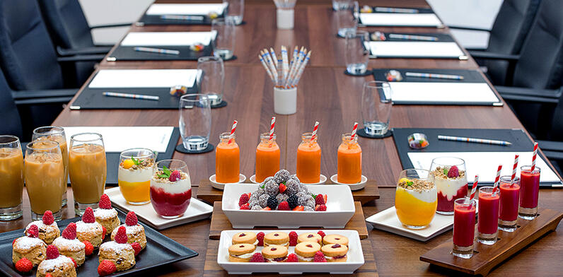 meeting room catering with fresh juices, smoothies and pastries