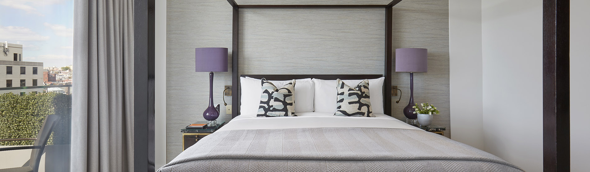 Luxury Terrace Suite Bed
