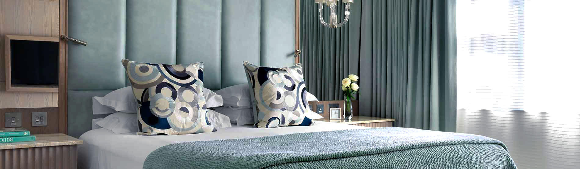 Luxury Suite 1 King Bed