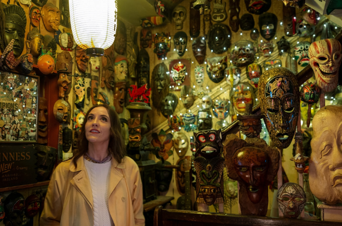 After browsing boutiques including Options Boutique, White Fawn, and Susu’s—where she once found her perfect wedding guest dress—Louise meets a friend for tea in DeBarra’s, sitting inside and gazing at the pub’s legendary walls of posters and rock history.