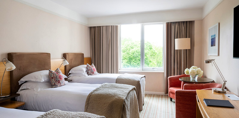 Classic Room 3 Single Beds - The River Lee Hotel