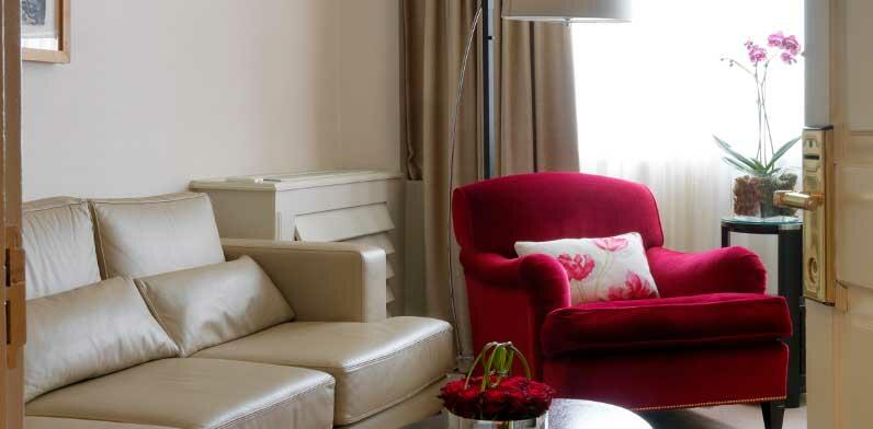 Luxury Suite King Bed